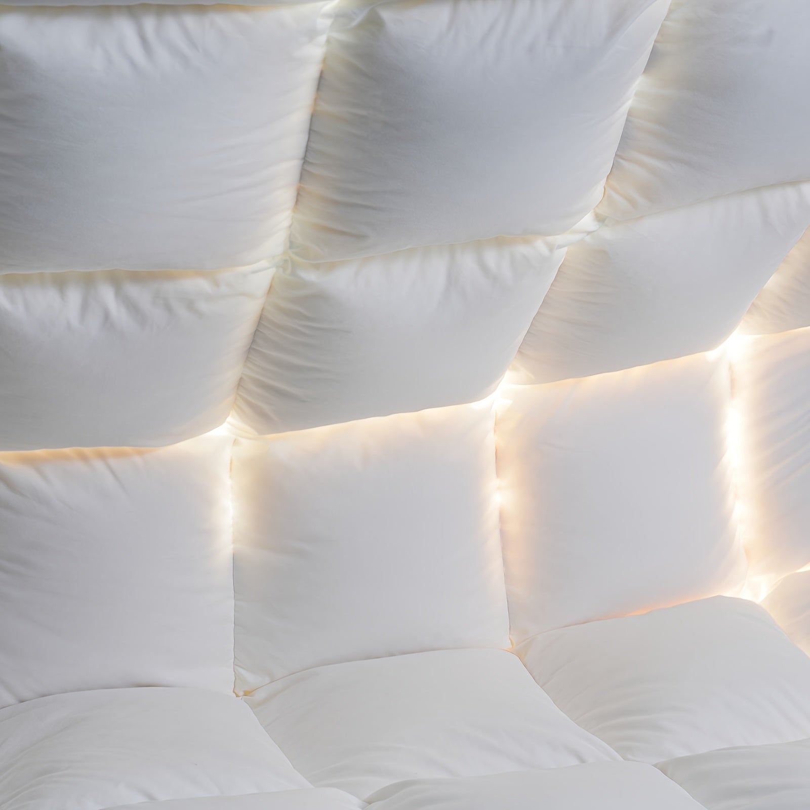 Premium Goose Down Feather Comforter, 100% Egyptian Cotton - All-Season Duvet Insert, Soft Breathable Warm Bedding Comforter, Golden-Edged Double-Needle Baffle Box 8 Corner Tabs, Gifts for Family