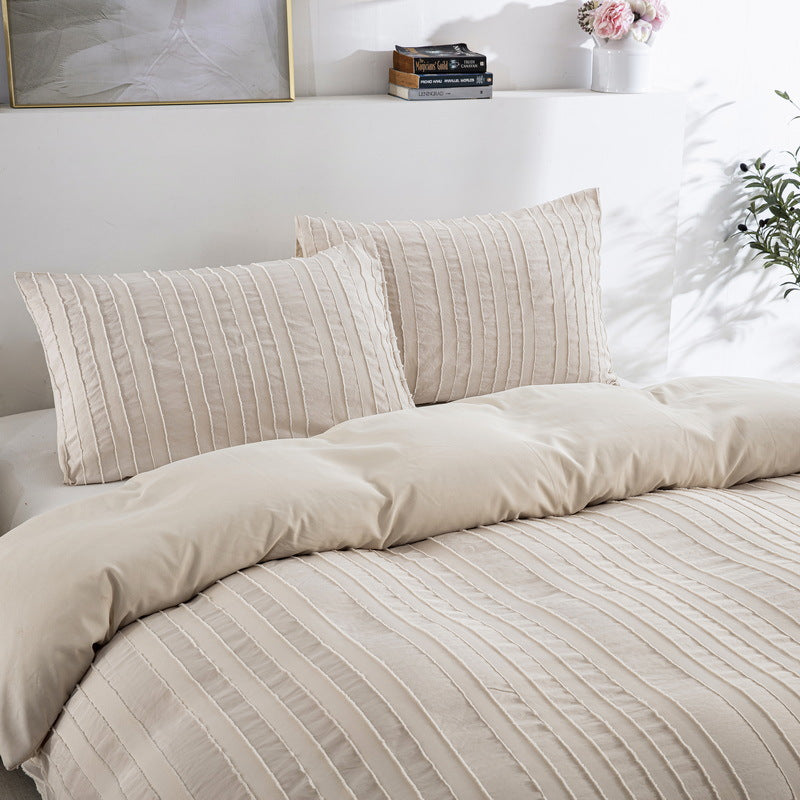 HERTALK 3pcs Bed Cover Set for Queen\u002FKing (1 Cover + 2 Pillowcases) - Beige Vertical-Textured Bedding Perfect for Minimalist Bedroom Enthusiasts, Easy to Maintain & Fade-Resistant Fabrics Suitable for Adults